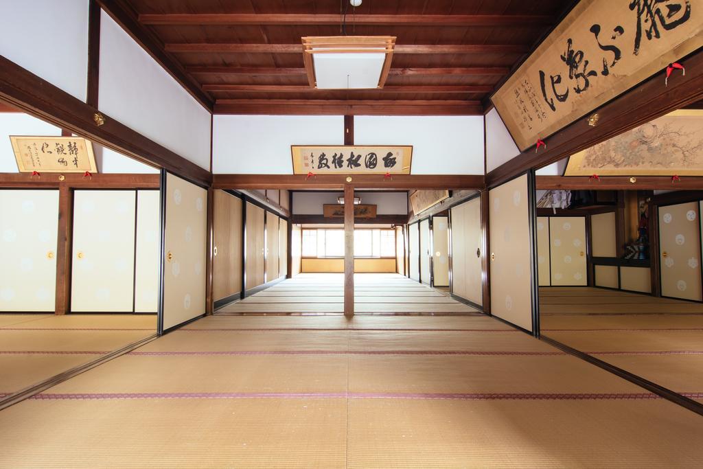 高野山 宿坊 熊谷寺 -Koyasan Shukubo Kumagaiji- Wakayama Extérieur photo